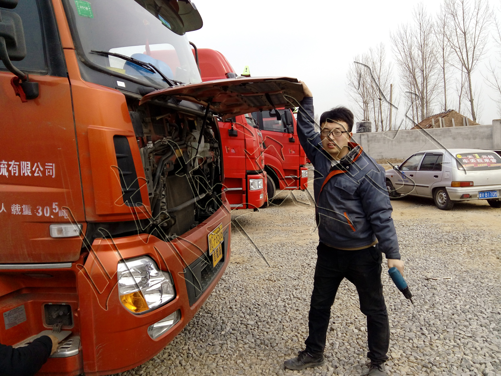 GPS定位油控系统